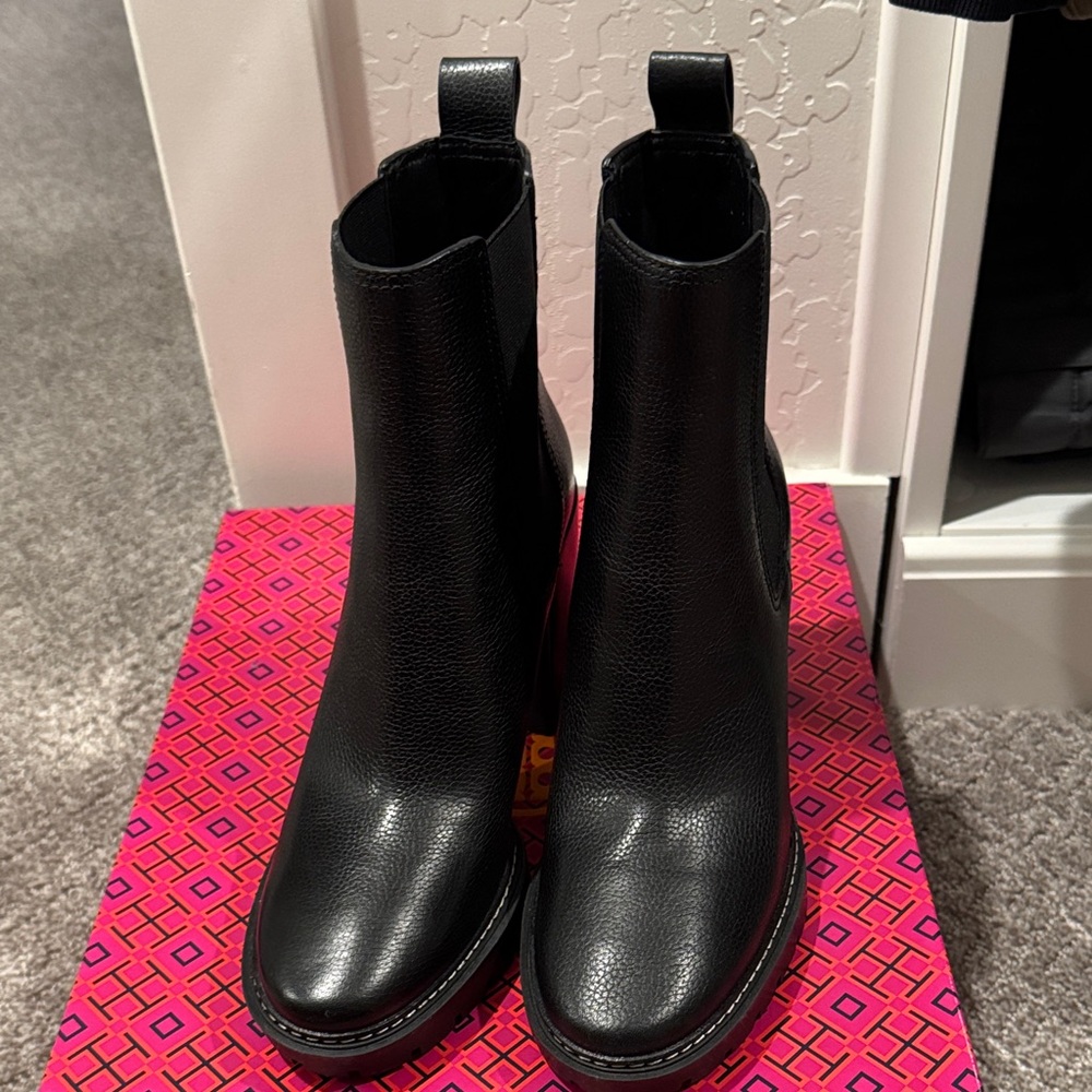 Tory Burch Carson Lug 70mm Bootie